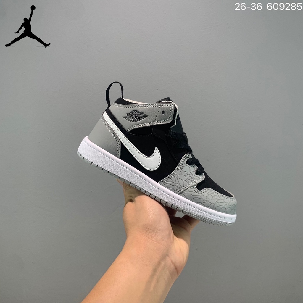 Los vendidos Nike Air Jordan 1 Mid AJ1 Zapatillas deportivas clásicas para niños | Shopee Chile