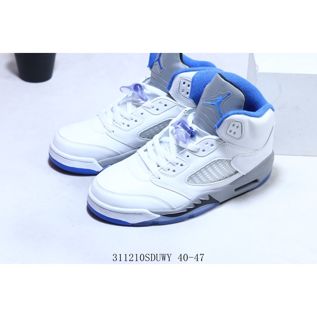 jordan retro 5 con broche